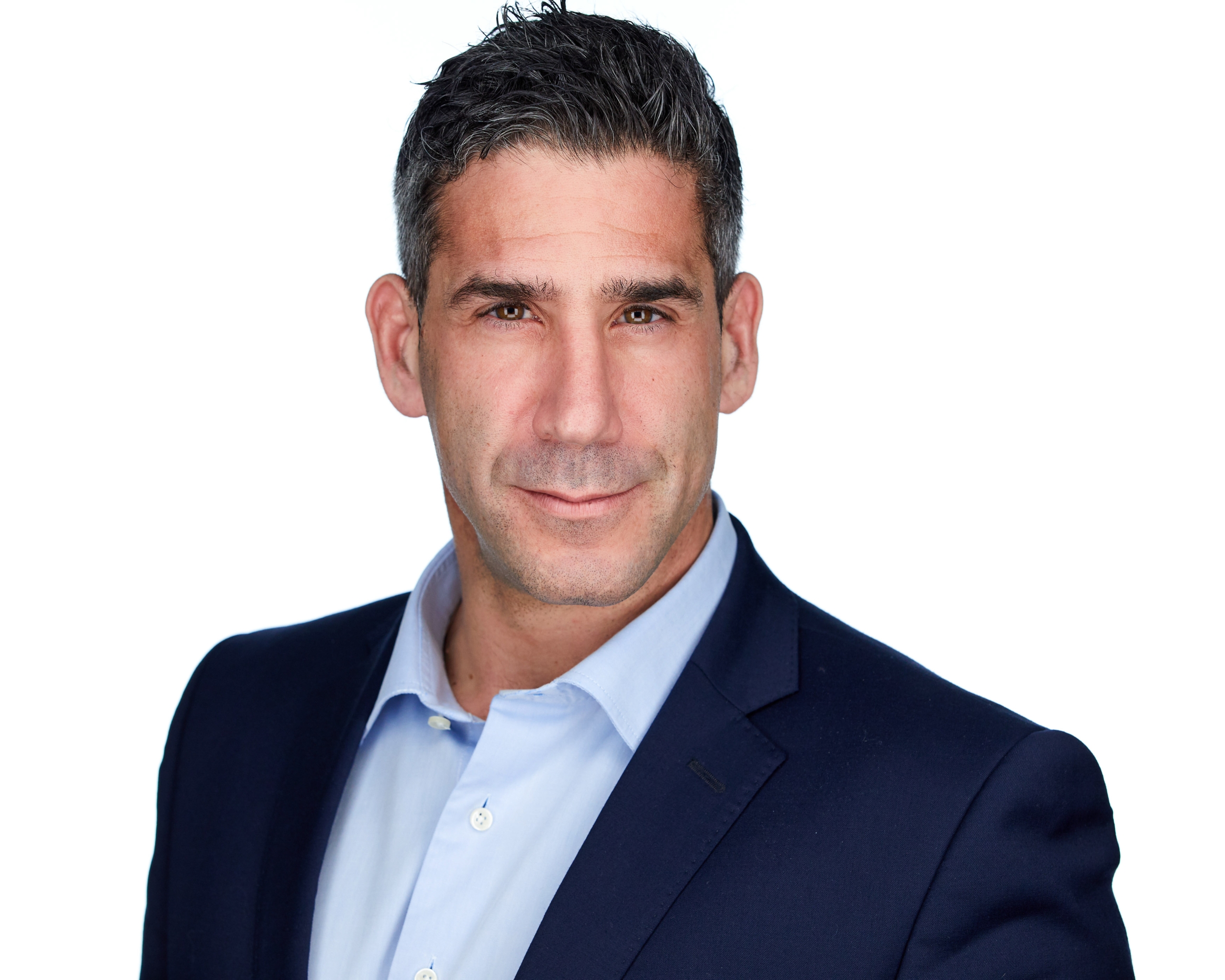 Headshot of Prof Dr Eric Albrecht